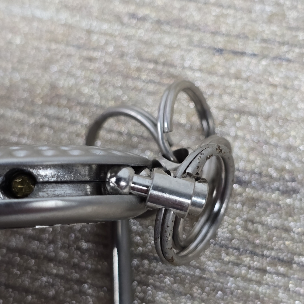 Golf Themed Keychain - Picture 7 of 14